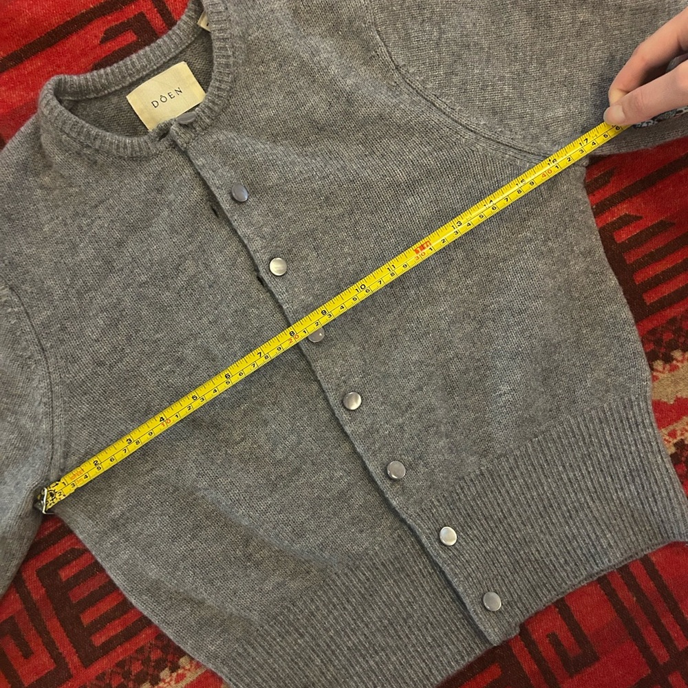 SOLD Doen Fairchild cashmere cardigan - Picture 8 of 10